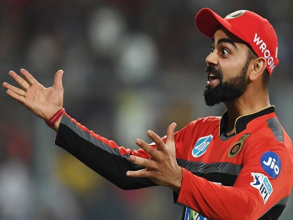 उसे पता था अब पीछे हटने की जरूरत है