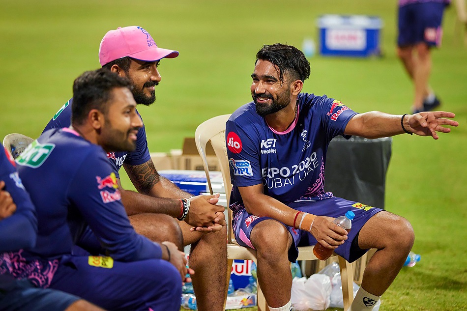 IPL 2021: स्टेडियमों में फिर होगा फैंस का वेलकम, सभी टीमों की अपडेट स्क्वॉड भी देखें