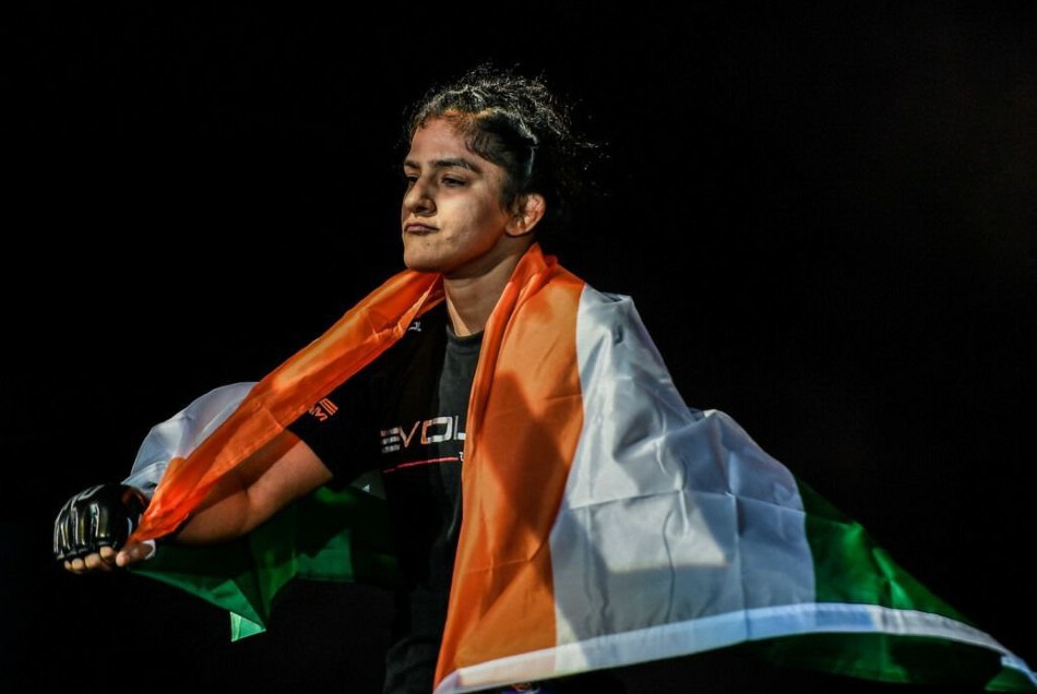 दुनिया के सबसे बड़े महिला MMA टूर्नामेंट से पहले ऋतु फोगाट ने चीनी फाइटर को दी वार्निंग, कहा- मुझसे बचकर रहें