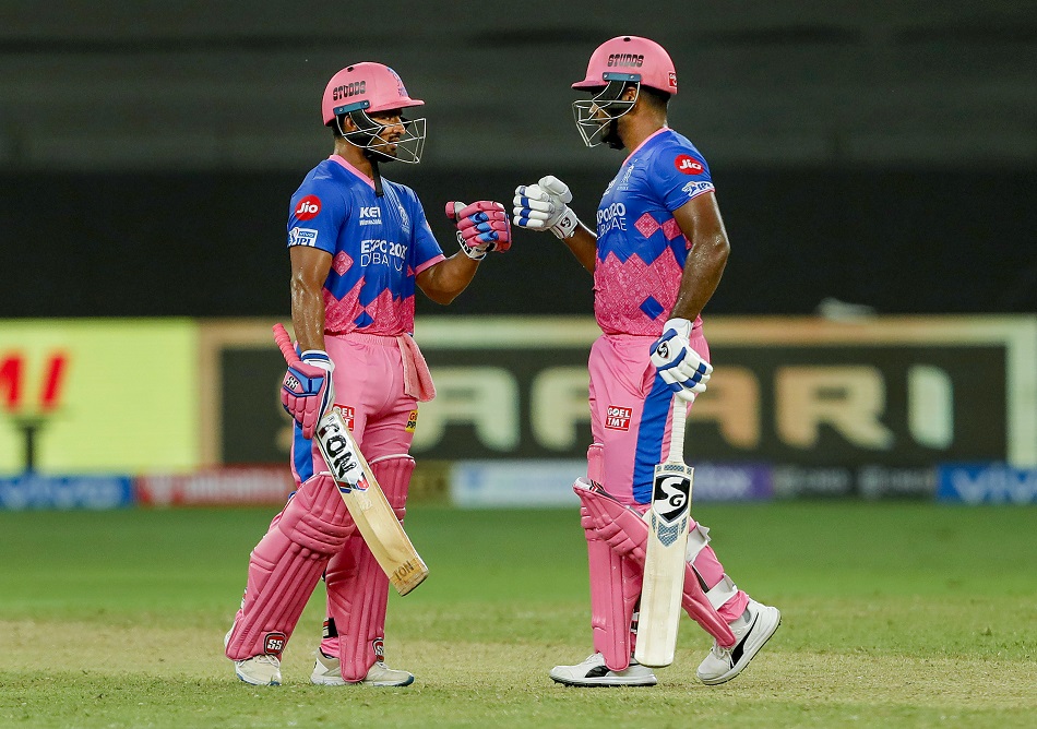 IPL 2021: हार से त्रस्त दिखे संजू सैमसन, बैटिंग और बॉलिंग में सुधार की जरूरत बताई