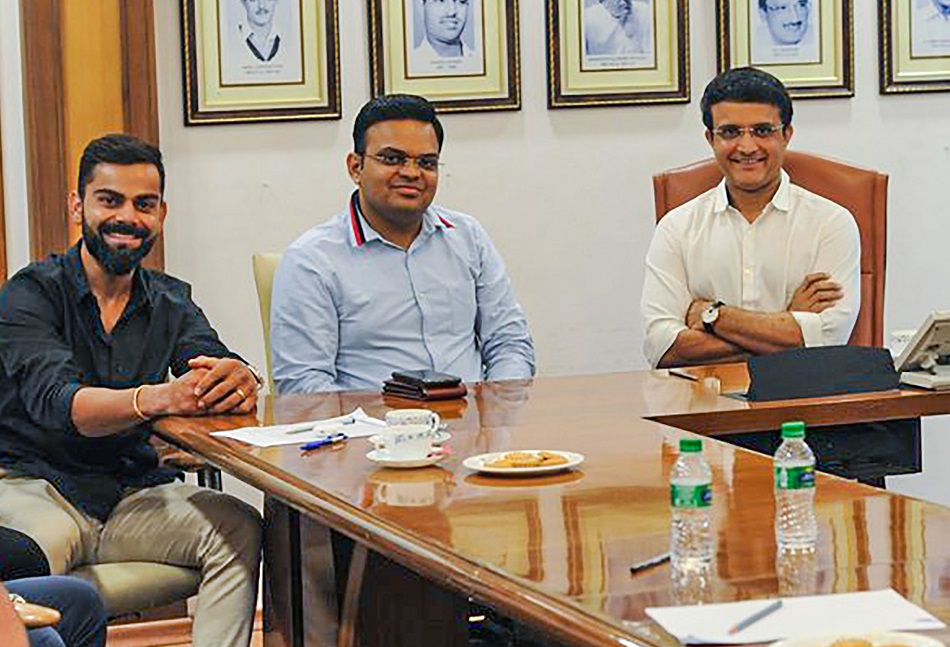 पूर्व चीफ सेलेक्टर ने कहा- विराट कोहली और बीसीसीआई के बीच दिखी तालमेल की कमी