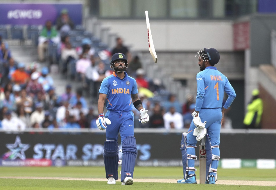 T20 WC 2021: शेन वार्न ने भारत के साथ इस टीम को बताया खिताब जीतने की दावेदार