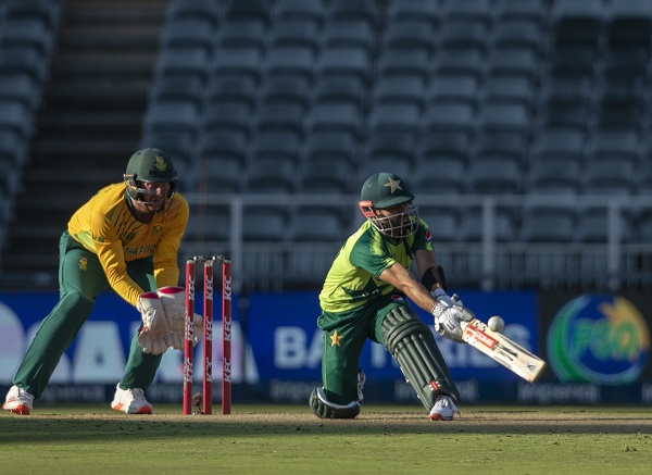 भारत-पाकिस्तान मैच की हाईप सोशल मीडिया पर- रिजवान