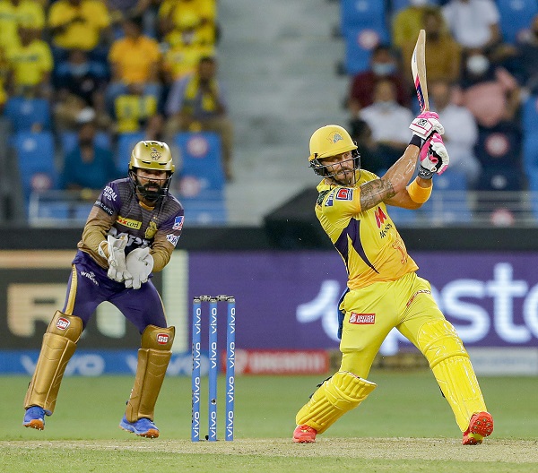 इनाम की बौछार-