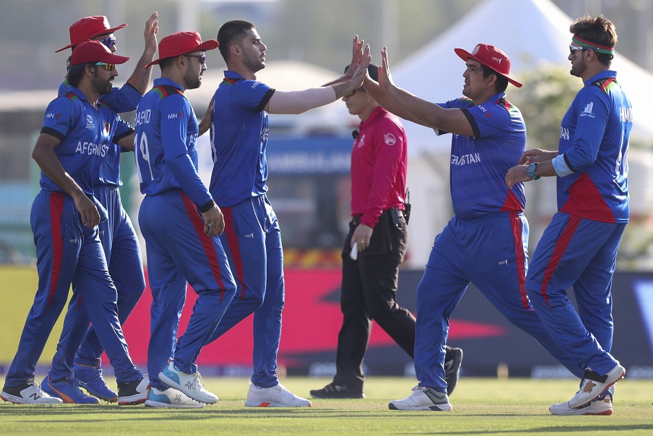 अफगानिस्तान ने दर्ज की बड़ी जीत, सेमीफाइनल में जाने की उम्मीदें रखीं जिंदा