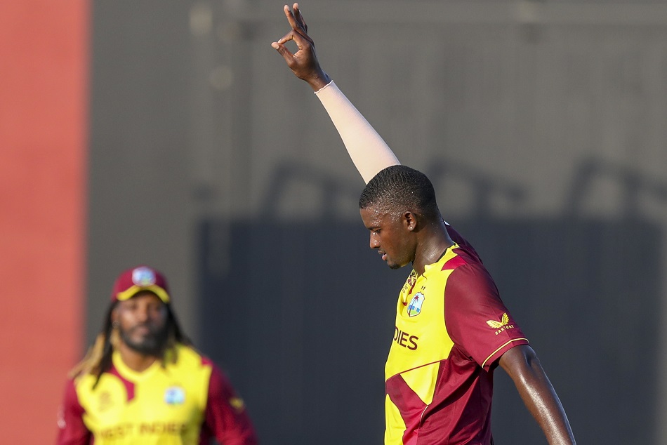 बांग्लादेश हुआ सेमीफाइनल की दाैड़ से बाहर, आखिरी ओवर में विंडीज ने मारी बाजी
