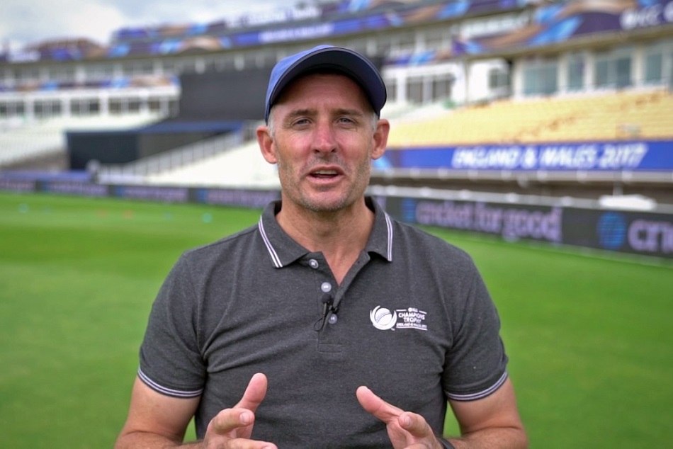 माइकल हसी को भरोसा- मैक्सवेल IPL फॉर्म को विश्व कप में ले जा सकता है