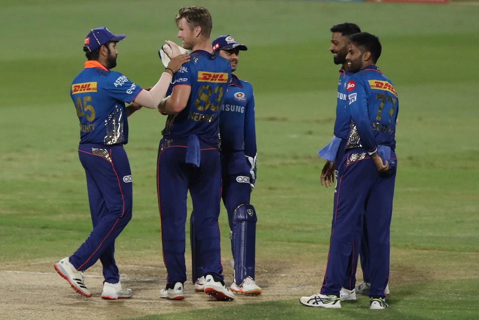 IPL 2022 : मुंबई इन तीन खिलाड़ियों को कर सकती है रिटेन, हार्दिक पांड्या होंगे बाहर