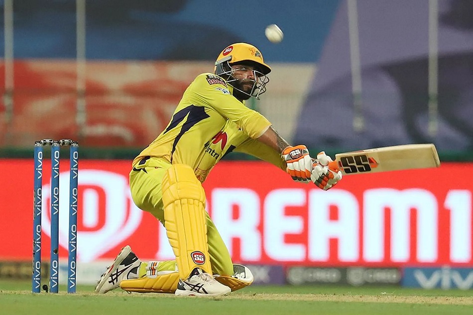 जडेजा ने फिर खेली विस्फोटक पारी, महज इतनी गेंदों में ठोक दिए 32 रन