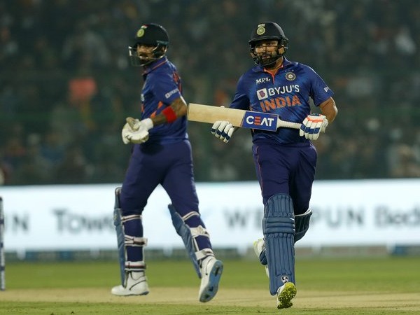 IND vs NZ: जयपुर में चमके रोहित-सूर्यकुमार, आखिरी ओवर के रोमांच में जीता भारत