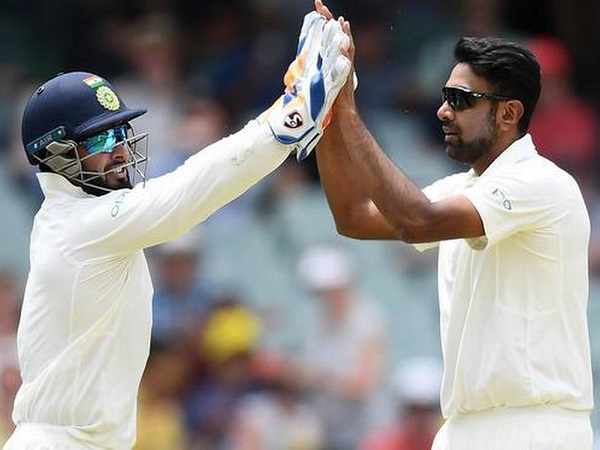 अश्विन को बताया नंबर वन स्पिनर