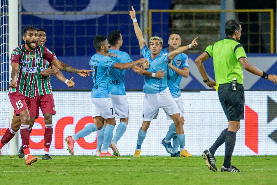 ISL 2021-22: एटीके मोहन बागान को मुंबई सिटी ने बुरी तरह रौंदा, 5-1 की स्कोरलाइन से हराया