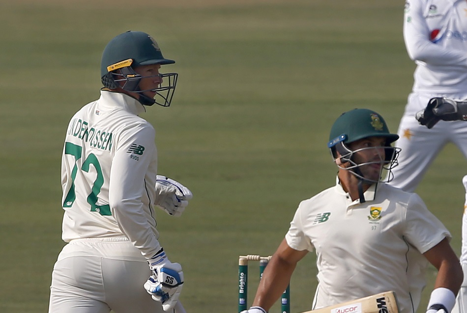 साउथ अफ्रीका के इस बल्लेबाज के आउट होने पर हुआ विवाद, पंत ने कैच लिया या नहीं