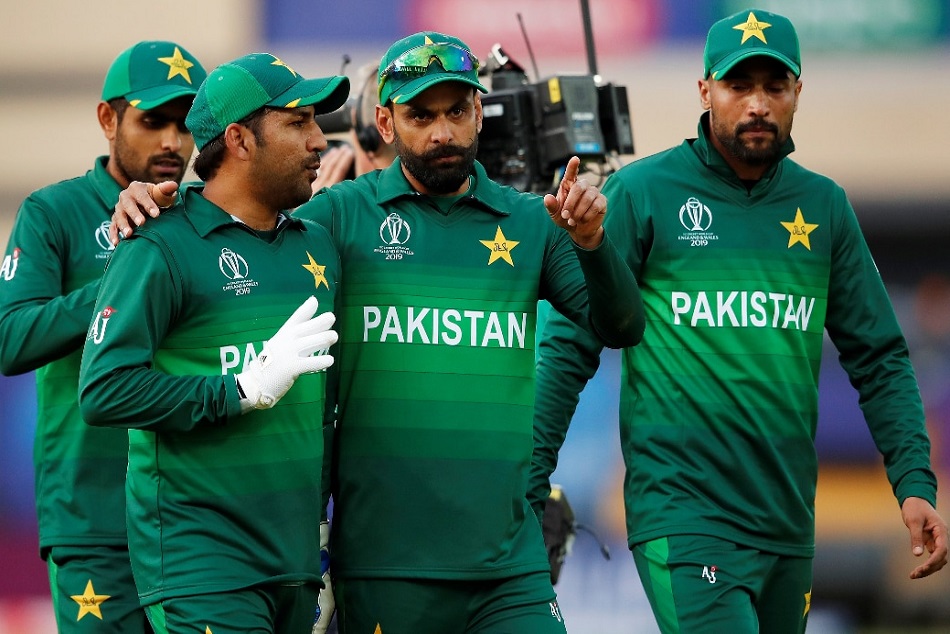 पाकिस्तान के हरफनमौला खिलाड़ी ने लिया संन्यास, ऐसा रहा कप्तानी का रिकाॅर्ड
