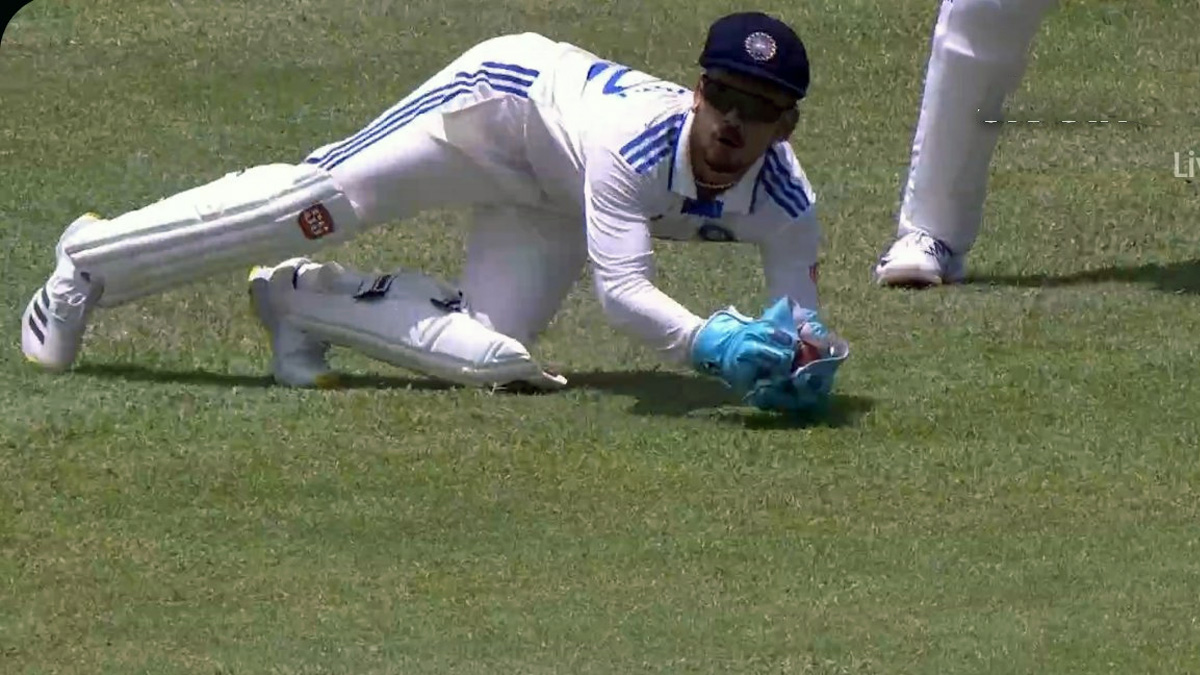 IND vs WI: ईशान किशन ने बनाया अपना पहला टेस्ट शिकार, लो-डाइव कैच के जरिए खोला खाता- VIDEO