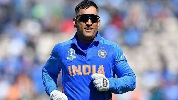Mahendra Singh Dhoni