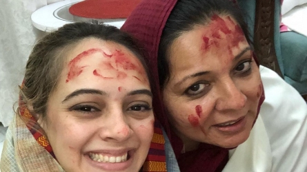 'खुलकर सांस' लेने के बाद युवराज सिंह की पत्नी हेजल ने सासू मां के नाम लिखा ये संदेश