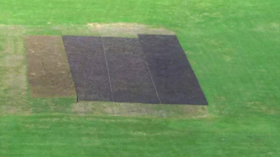 तो इसलिए स्लो होती हैं भारतीय पिचें...