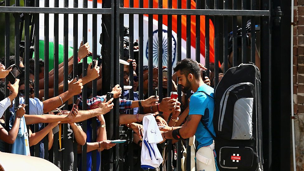 कमाई कितनी, कि आराम नहीं करते क्रिकेटर?