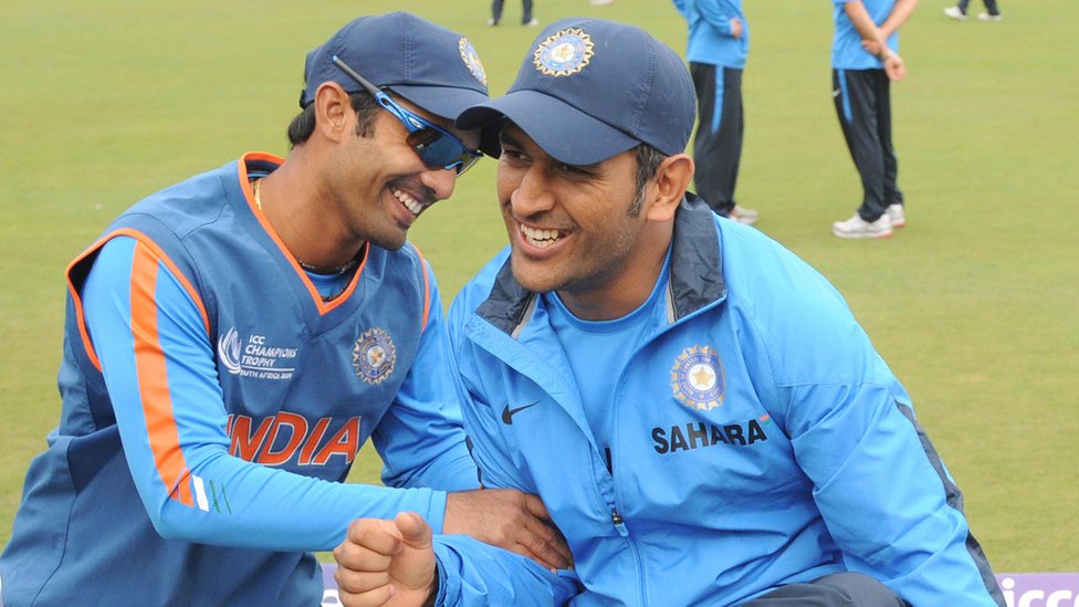 दिनेश कार्तिक और एमएस धोनी
